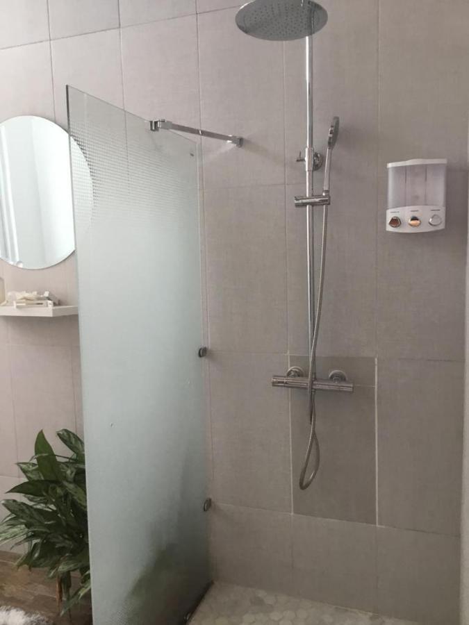 2 Bdr Beach Apartment, Generator Parking Included ซานฮวน ภายนอก รูปภาพ